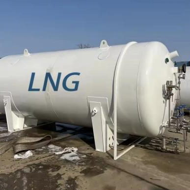 LNG 30m&sup3; nestekaasus&auml;ili&ouml; Korkeimmat turvallisuusstandardit LNG-kryogeenisilla s&auml;ili&ouml;ill&auml;mme